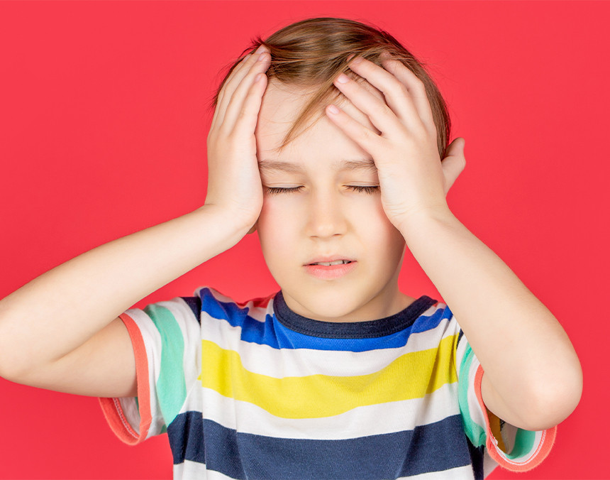 ¿Cuáles son los síntomas de la migraña en niños?