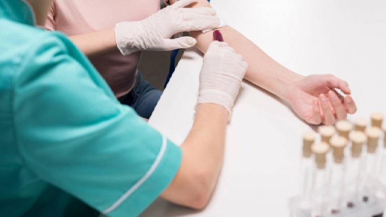 ¿Cómo ayuda donar sangre?