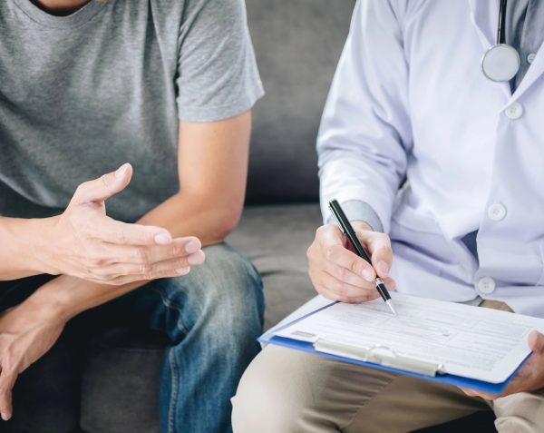 Estudios para hombres: 5 exámenes clave para la salud masculina