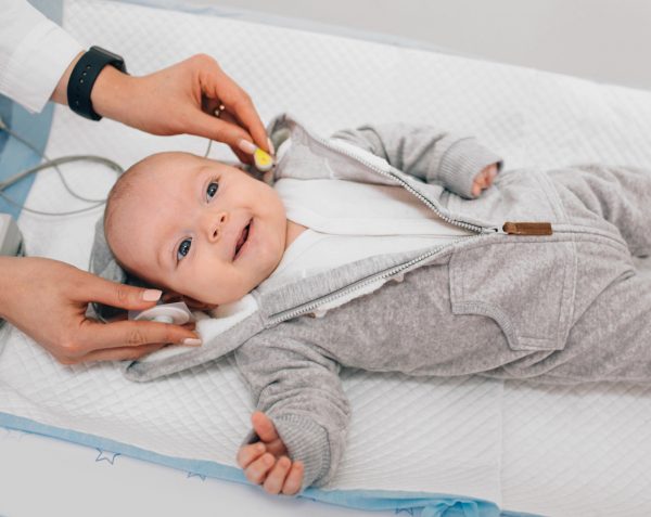 Tamiz auditivo neonatal: ¿cuándo se realiza esta prueba?