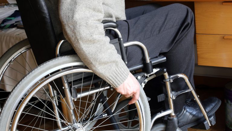 Esclerosis múltiple: qué es, causas y tratamiento