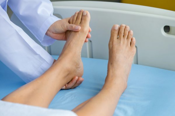 ¿Cuáles son los síntomas del Síndrome de Guillain-Barré?