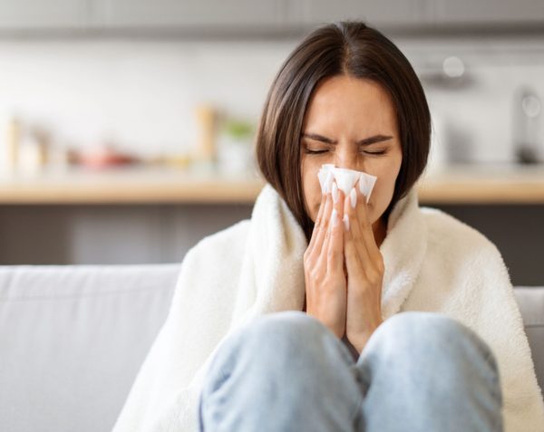 ¿Cuál es la diferencia entre un resfriado y alergia?