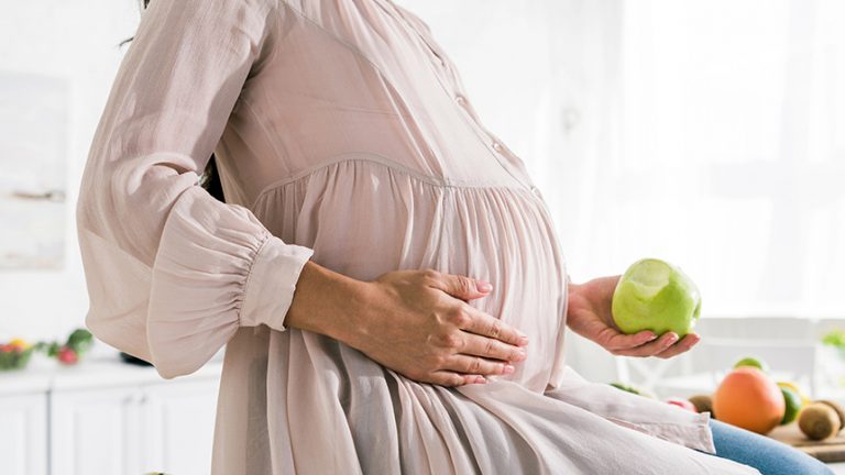 Alimentación durante el embarazo: qué comer y qué evitar