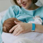 Recuperación-posparto-guía-para-las-nuevas-madres