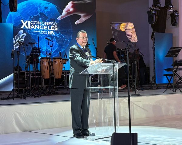 Premio Angeles 2025: Hospital Angeles reconoce al Dr. José Sifuentes en el XI Congreso
