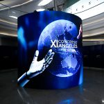 Moderna pantalla redonda anuncia el XI Congreso Angeles 2025 en Guadalajara, Jalisco