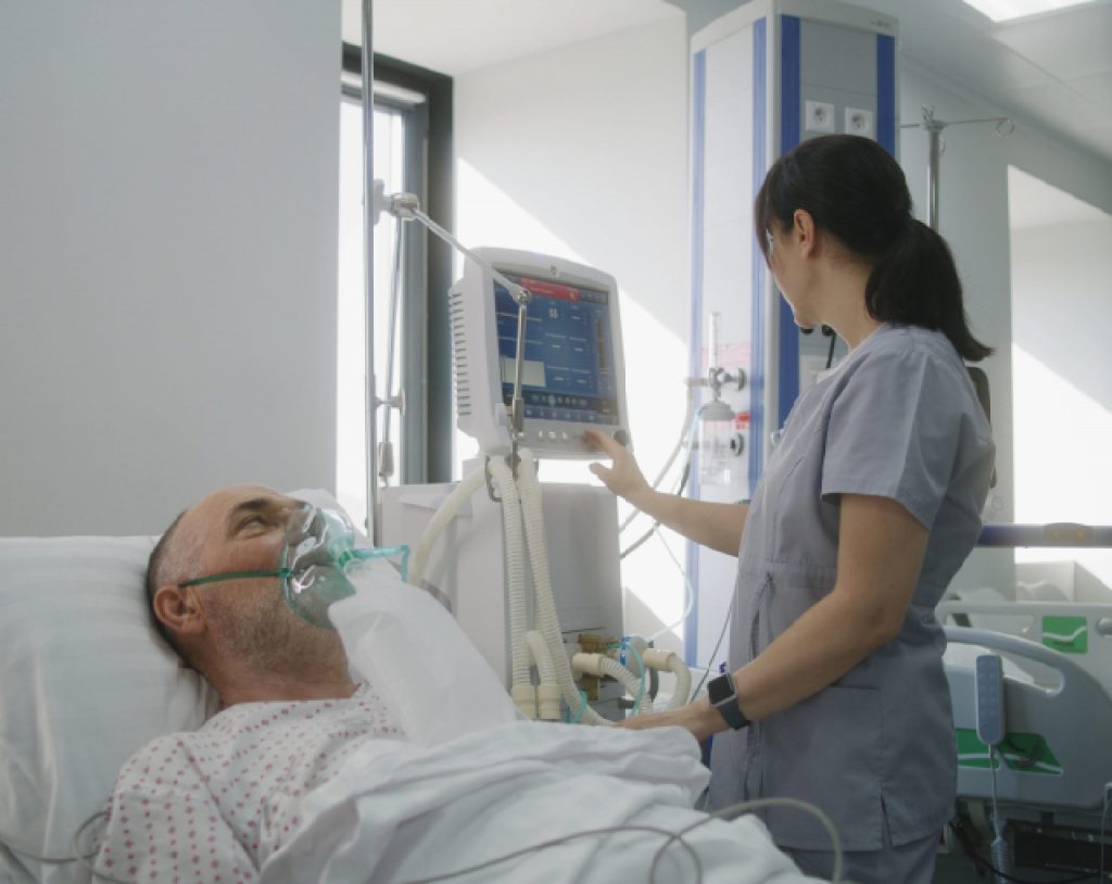 Paciente internado con padecimiento pulmonar, que es candidato al tratamiento de lobectomía.