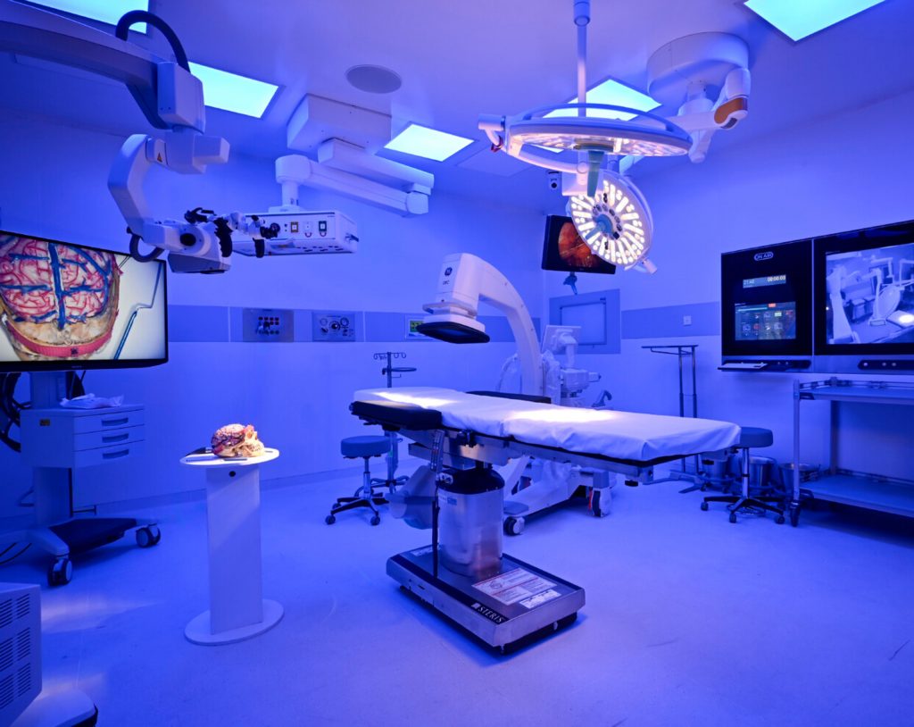 El quirófano 100% digital de Hospital Angeles Andares, un servicio de excelencia disponible a través de seguro de gastos médicos mayores con una amplia lista de aseguradoras. 