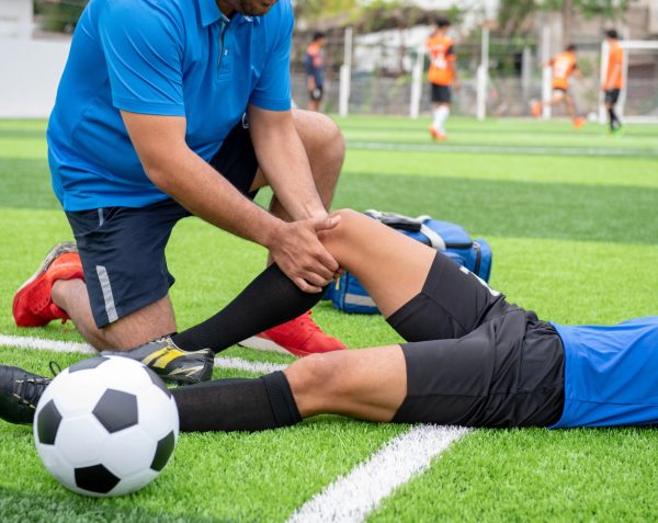 ¿Cómo un entrenador puede ayudar a evitar lesiones? 