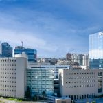 Fachada de Hospital Angeles Lomas, reconocido como Centro de Excelencia para la atención del síndrome de Guillain-Barré.